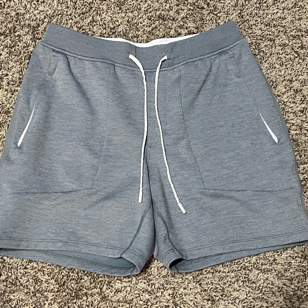 Men’s LULULEMON CITY SWEAT SHORTS M